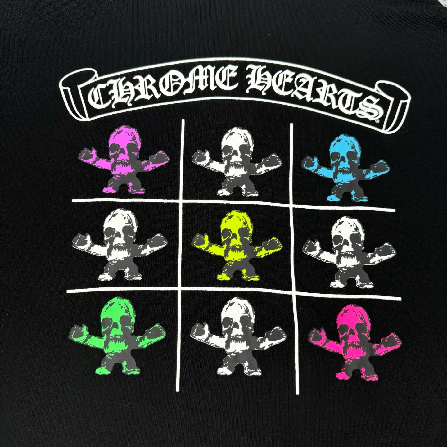 P426 Chrome Heart Nine-square skull hooded zipper sweatshirt SIZE S/M/L/XL Made of high-quality cotton fabric, soft and skin-friendly, with good breathability. The overall color is classic black, which sets a low-key and versatile style tone. The simple print pattern on the left chest on the front contains letters and cartoon skull images. The design is simple but highly recognizable, showing an uninhibited personality and attitude.